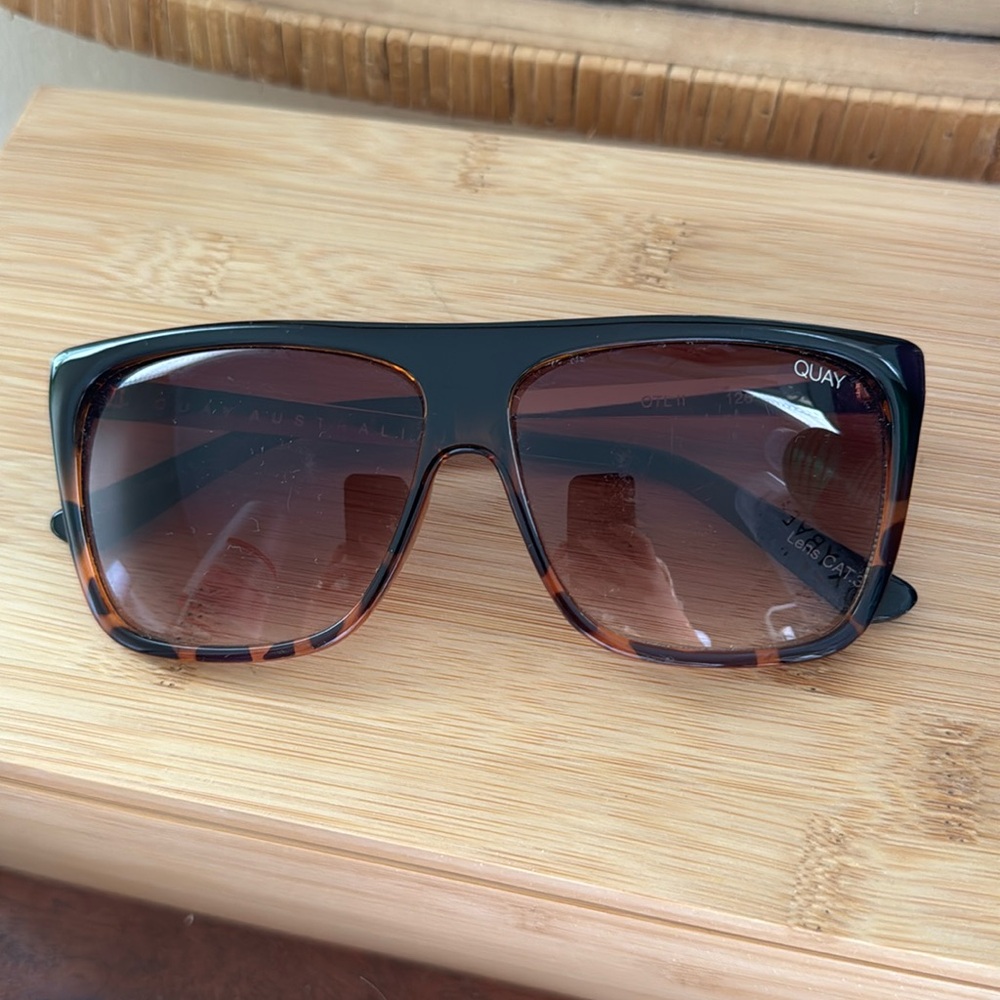 QUAY Sunglasses
